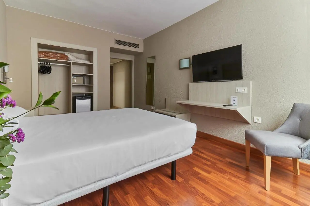 Foto - B&B Hotel Zaragoza Royal