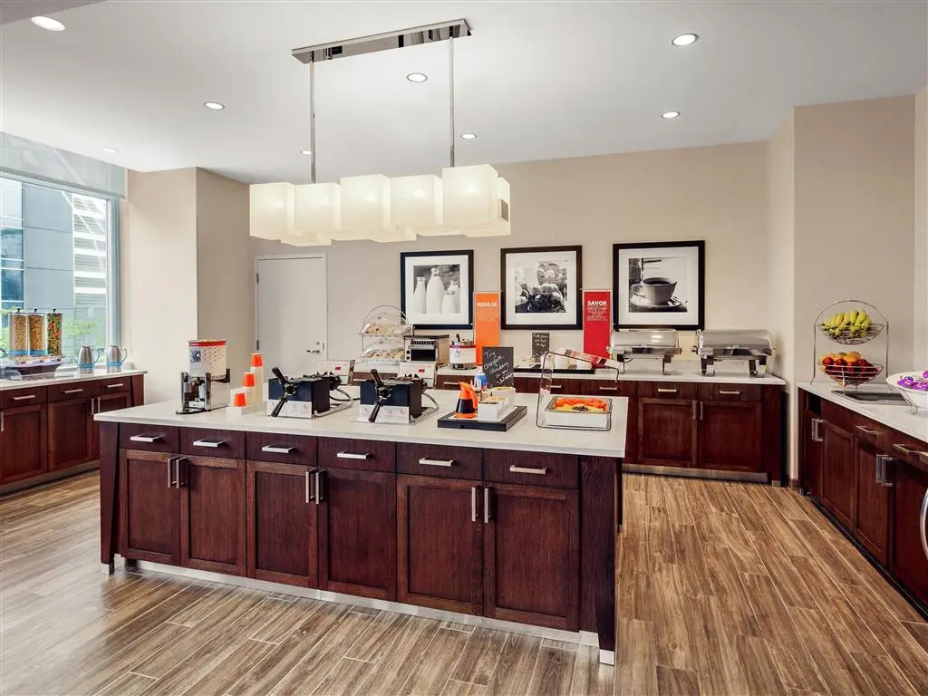 Photo - Hampton Inn Chicago McCormick Place