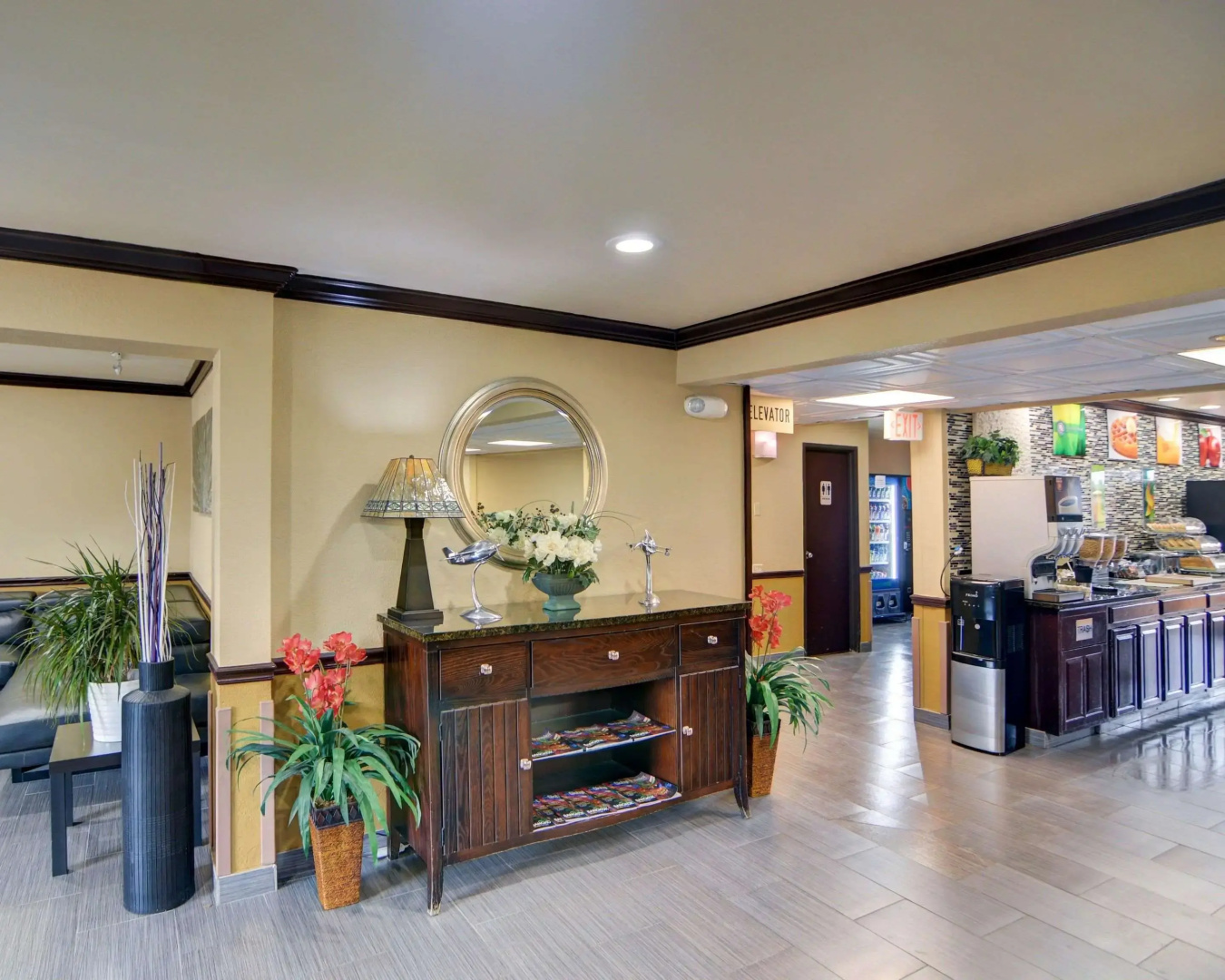 Photo - Quality Inn DFW Airport North