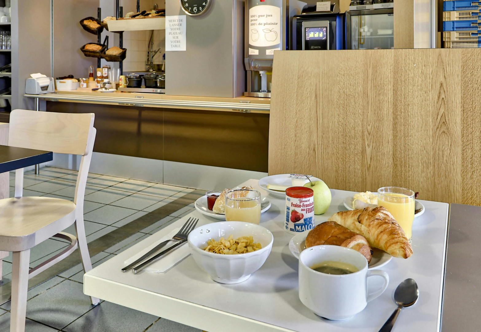 Foto - B&B HOTEL Clermont-Ferrand Le Brézet Aéroport
