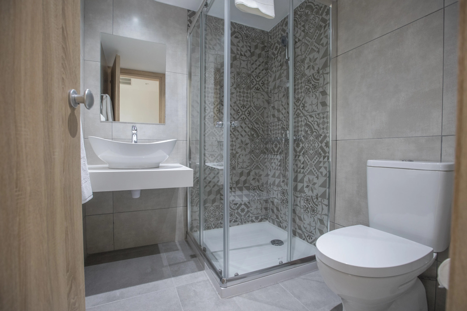 Photo - Bohemian Gardens Hotel