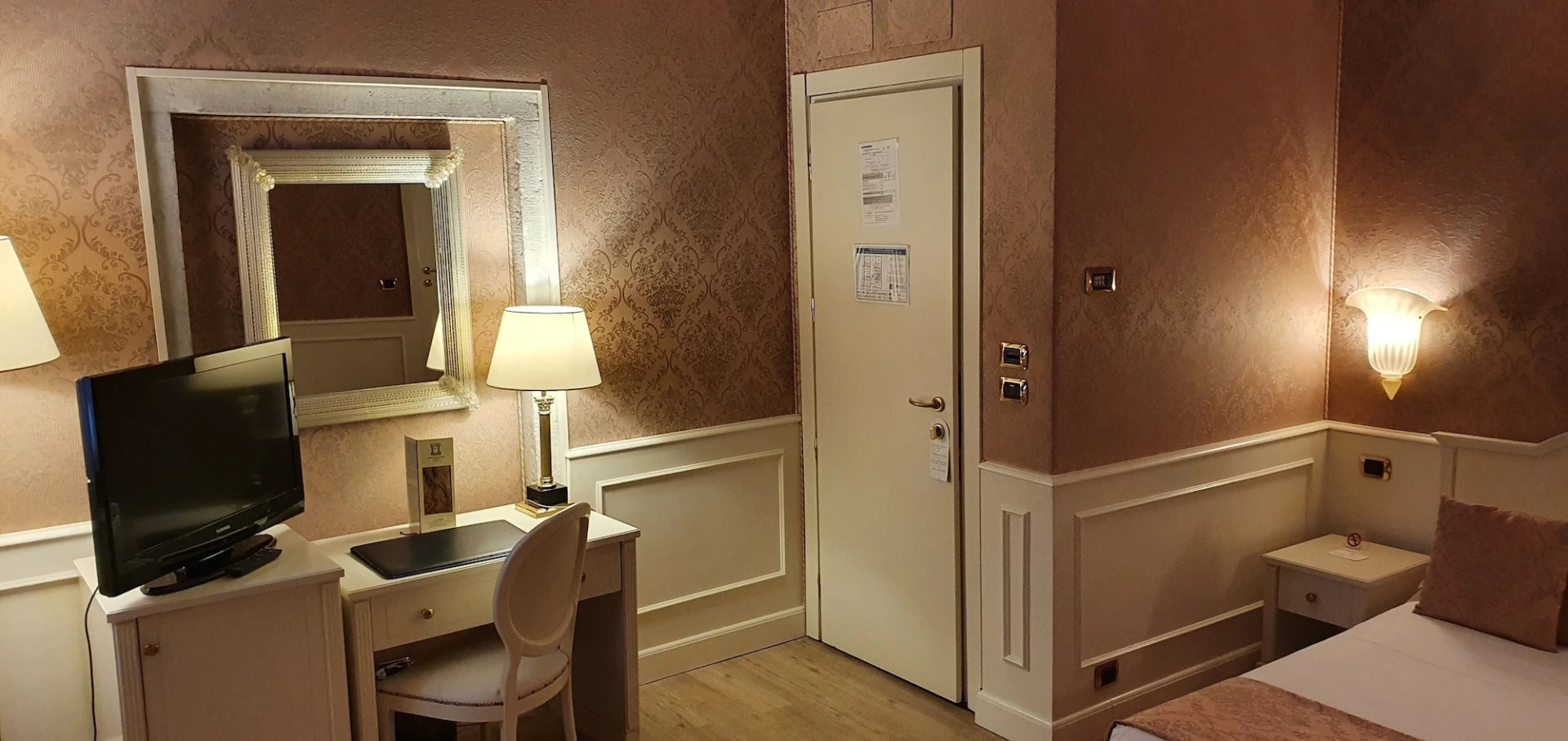 Photo - Duodo Palace