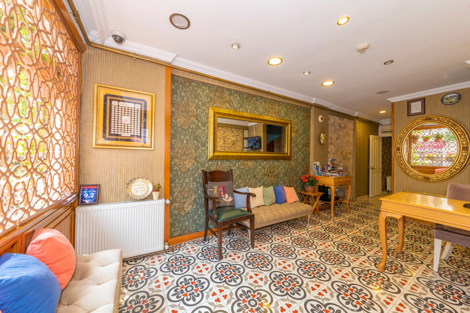 Photo - Walnut Shell Hotel