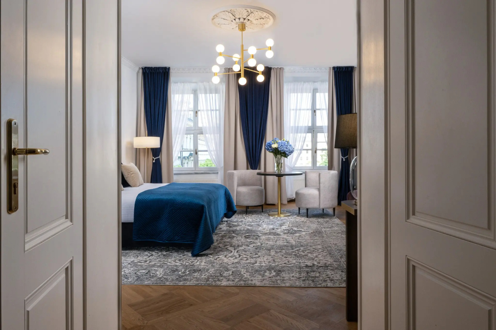 Photo - Palladian Hotel