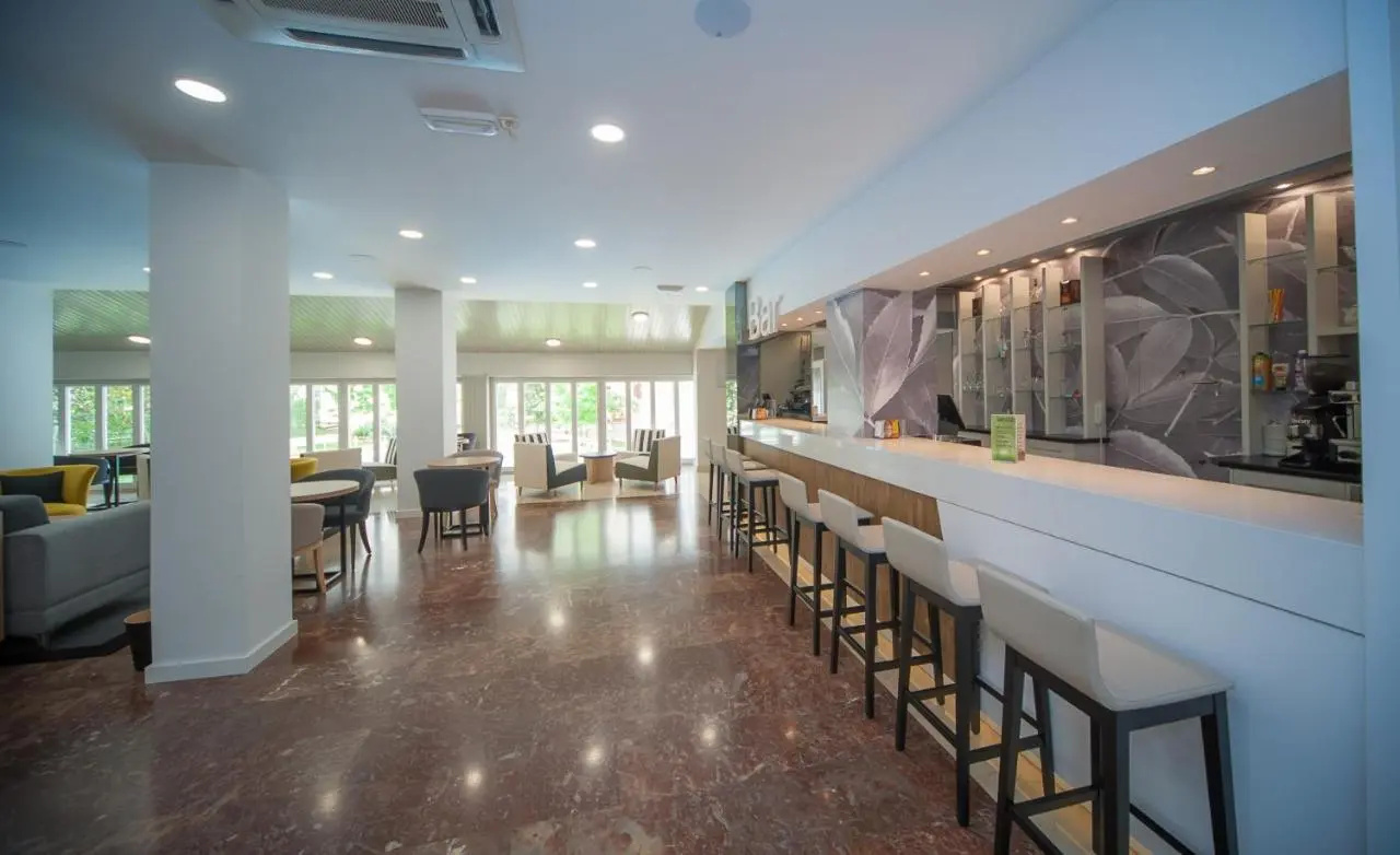 Photo - Gran Hotel De Jaca
