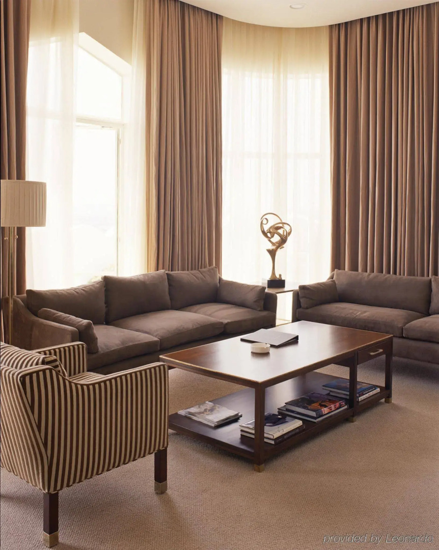 Photo - Sunset Tower Hotel