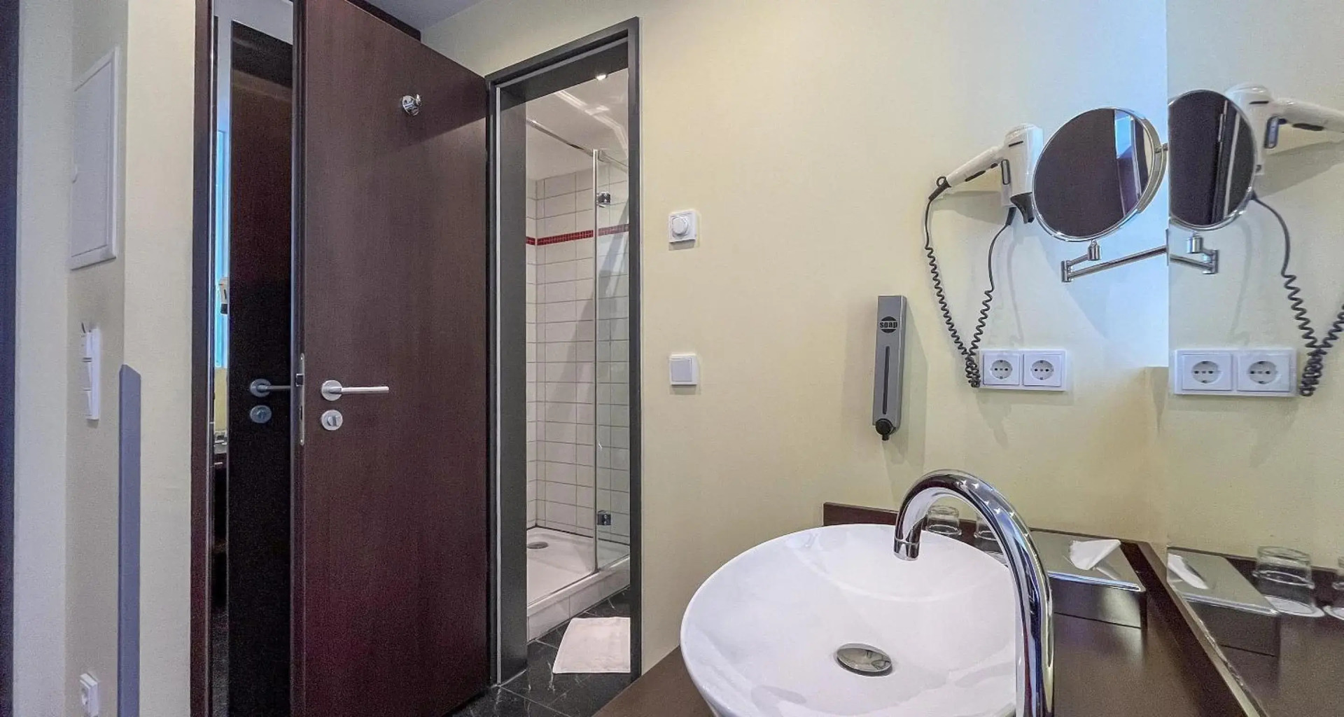 Foto - PLAZA Premium Berlin Kurfürstendamm