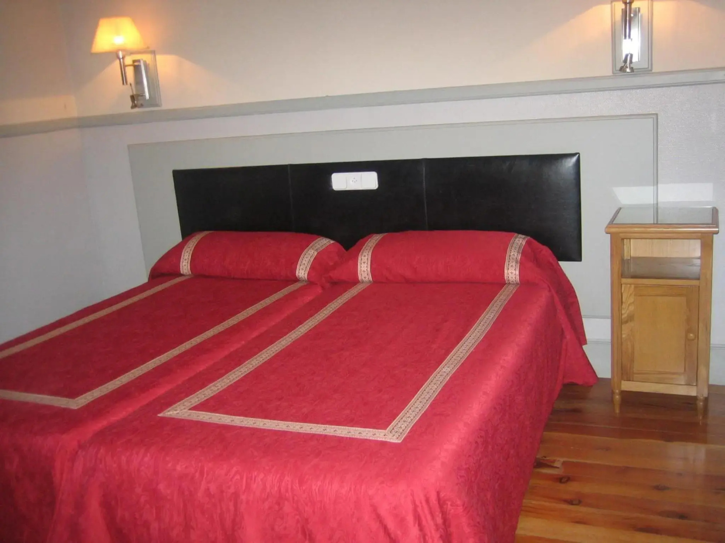 Foto - Hostal Canovas
