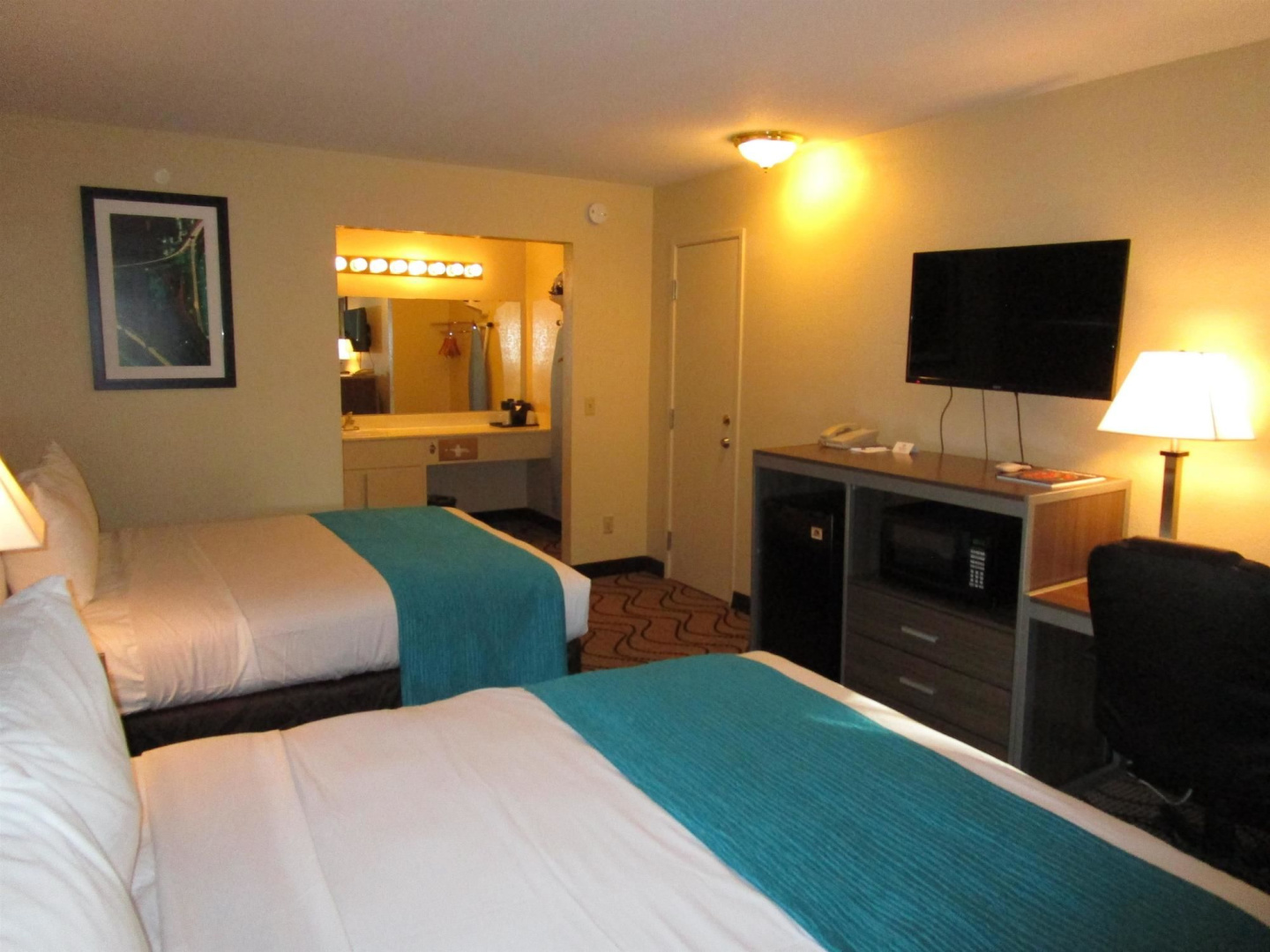 Foto - SureStay Plus Hotel by Best Western Sacramento North