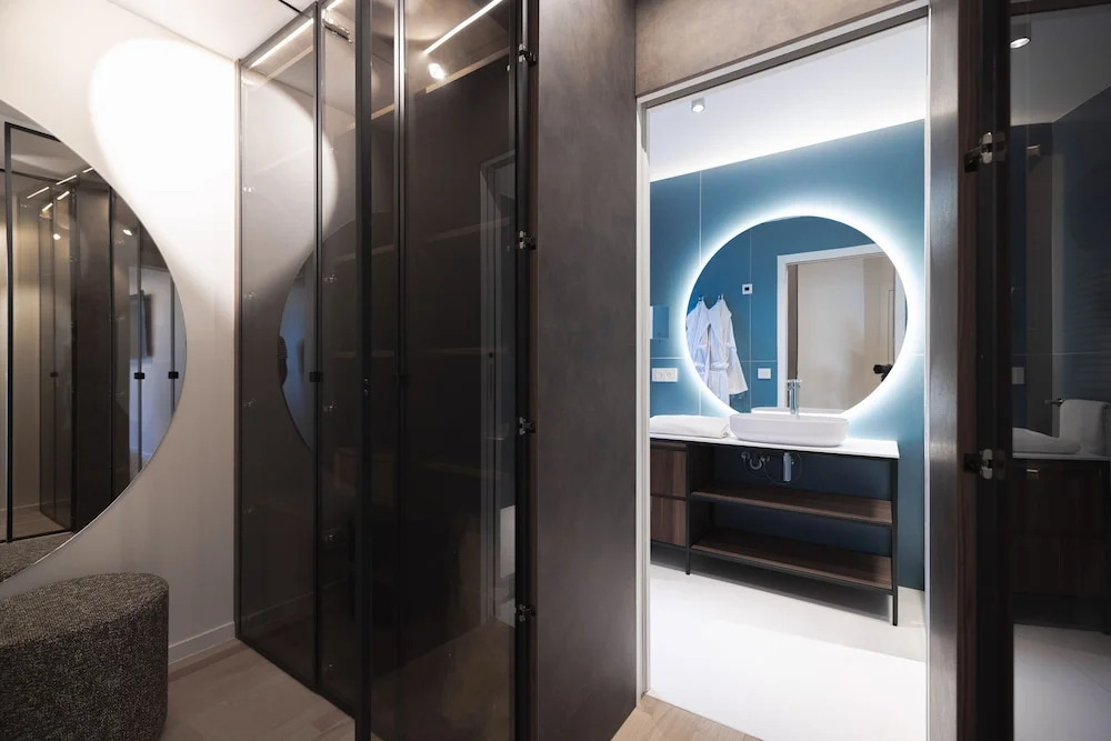 Photo - 1.75 Paris La Source