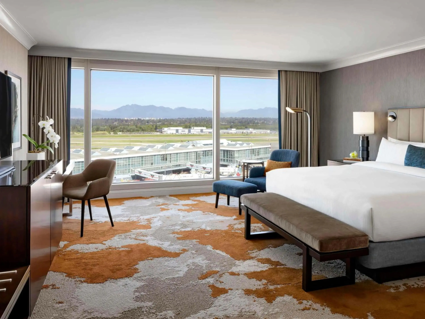 Photo - Fairmont Vancouver Airport