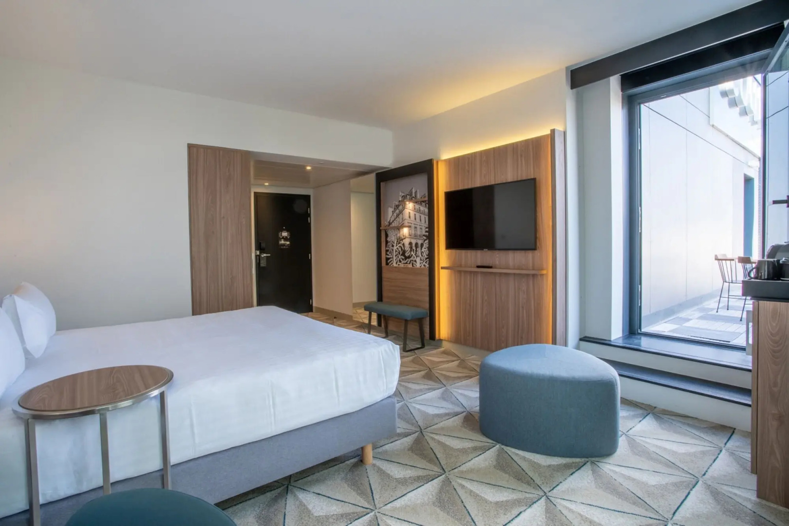 Photo - Courtyard by Marriott Paris Porte de Versailles