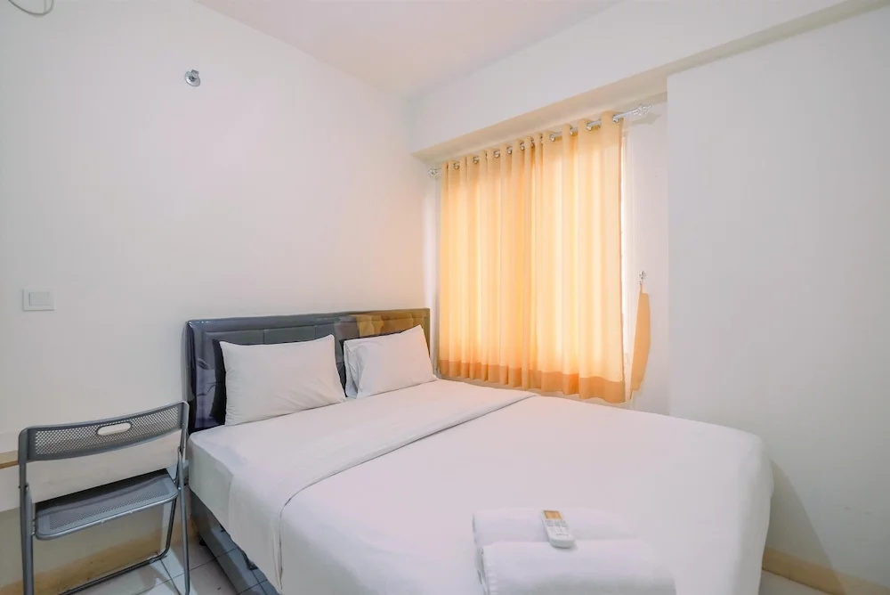Cozy Stay 2BR at Podomoro Golf View Apartment