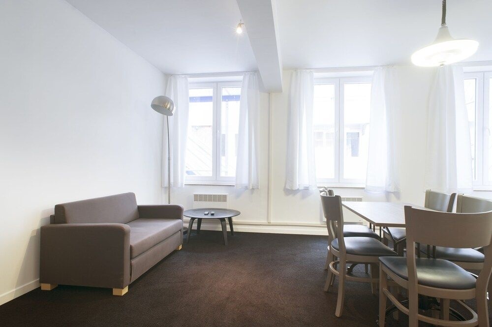 Photo - Alpha Hotel