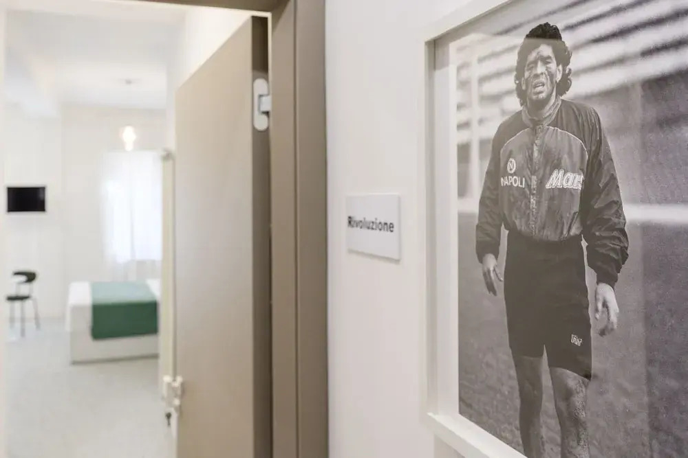 Foto - Mira Maradona