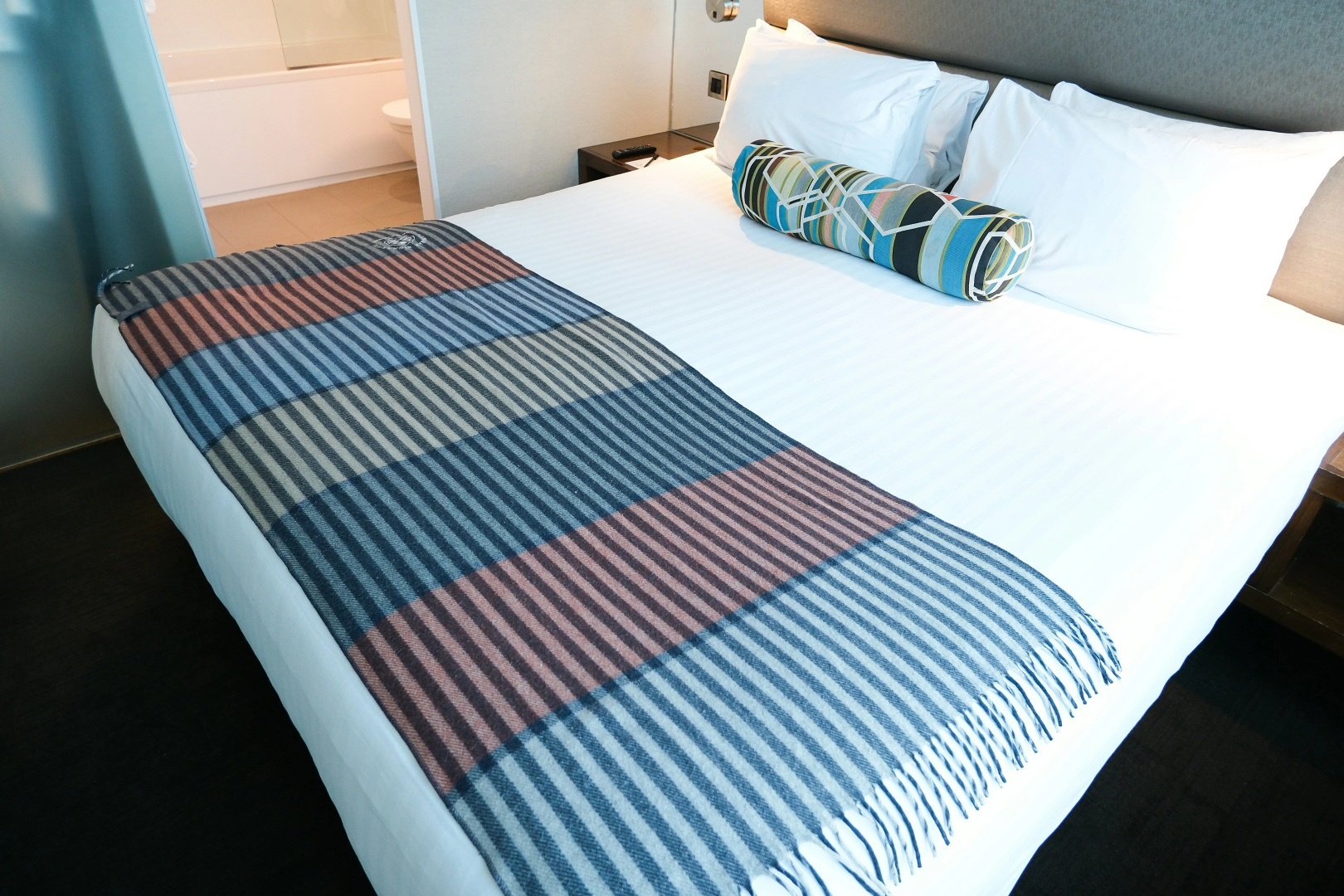 Photo - Sandman Signature Newcastle Hotel