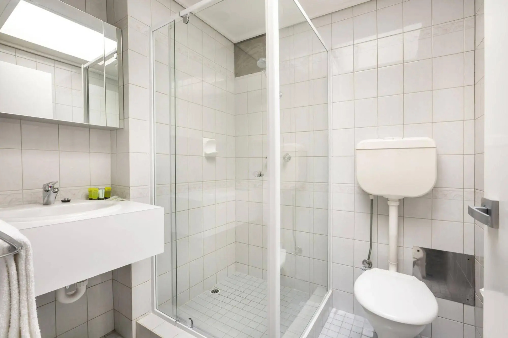 Photo - Nightcap at Coolaroo Hotel