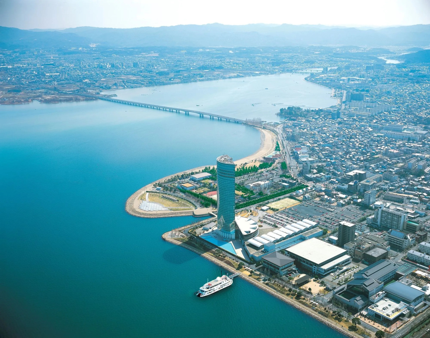 Photo - Lake Biwa Otsu Prince Hotel