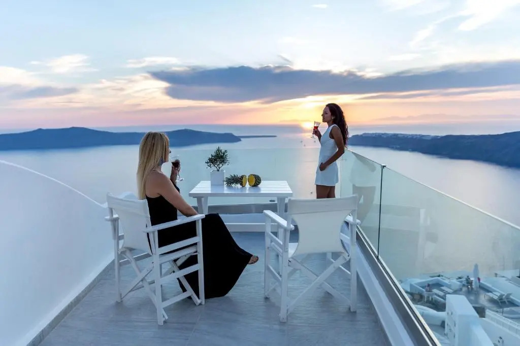 Photo - Unique Suites