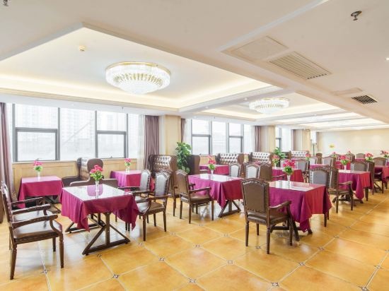 Vienna Hotel (Changsha County Wanjiali North Road Tuqiao Metro Station）
