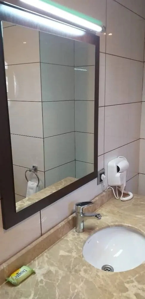 Photo - Holiday Hotel Addis Ababa