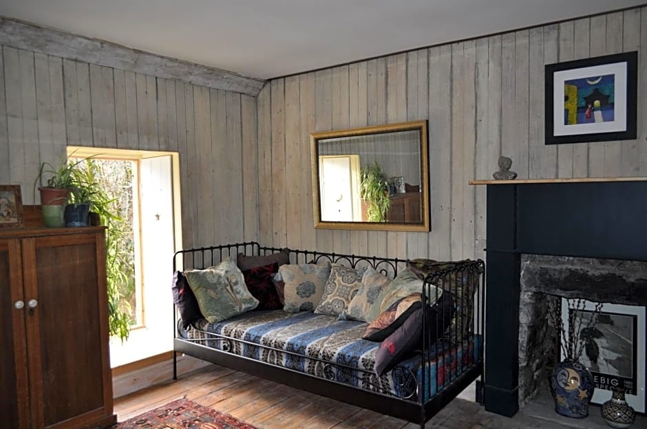 Clachamish House - Vegetarian Bed & Breakfast