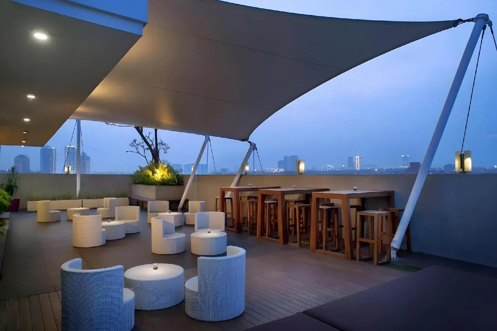 Foto - Brits Hotel Puri Indah