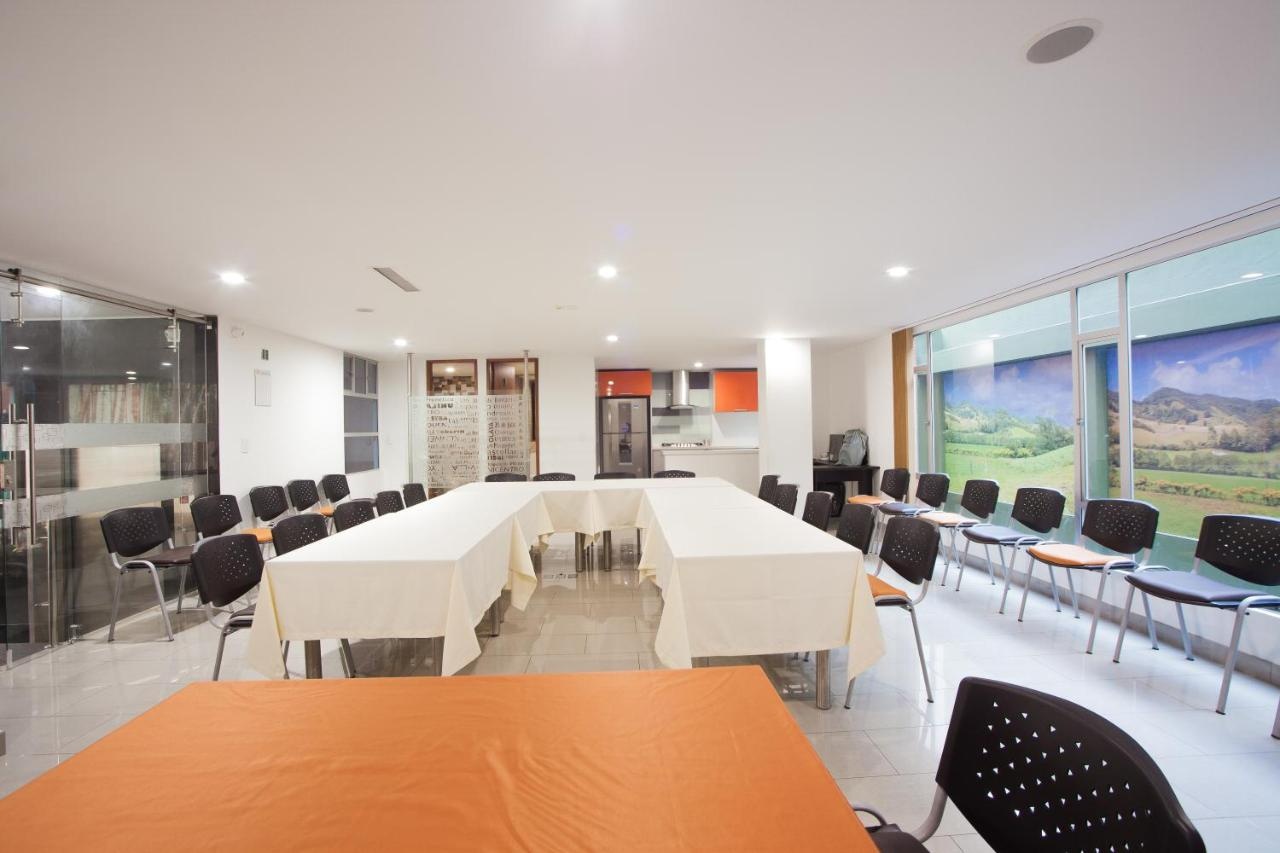 Photo - Hotel Castellana 100