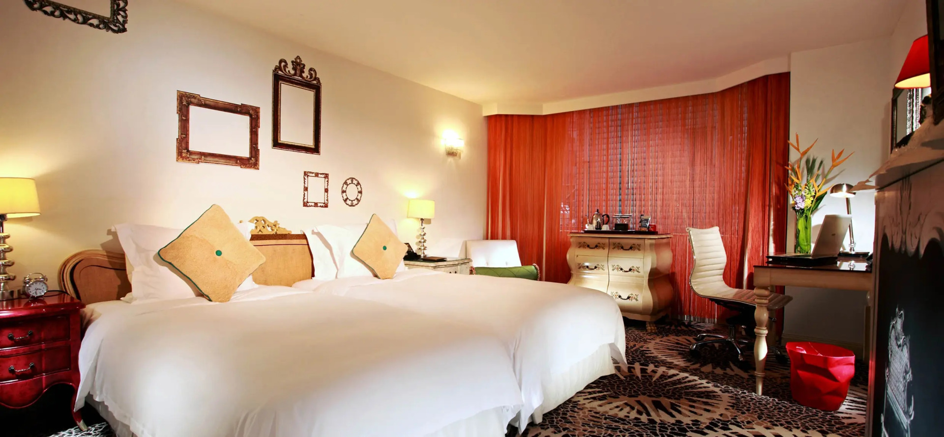 Foto - The Luxe Manor