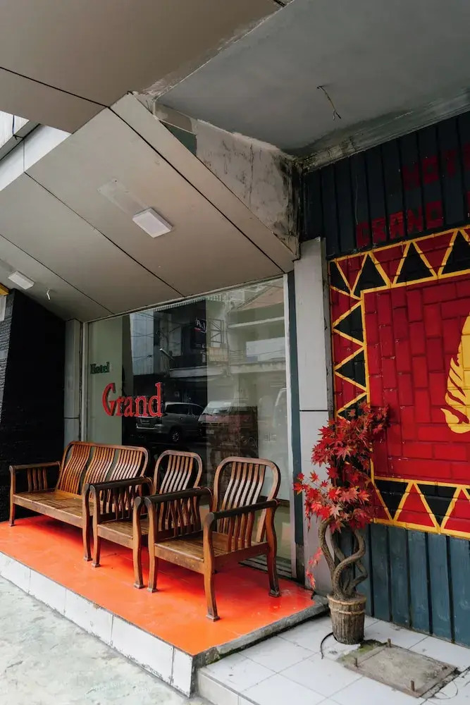 Photo - Urbanview Hotel Grand Mohaga Medan