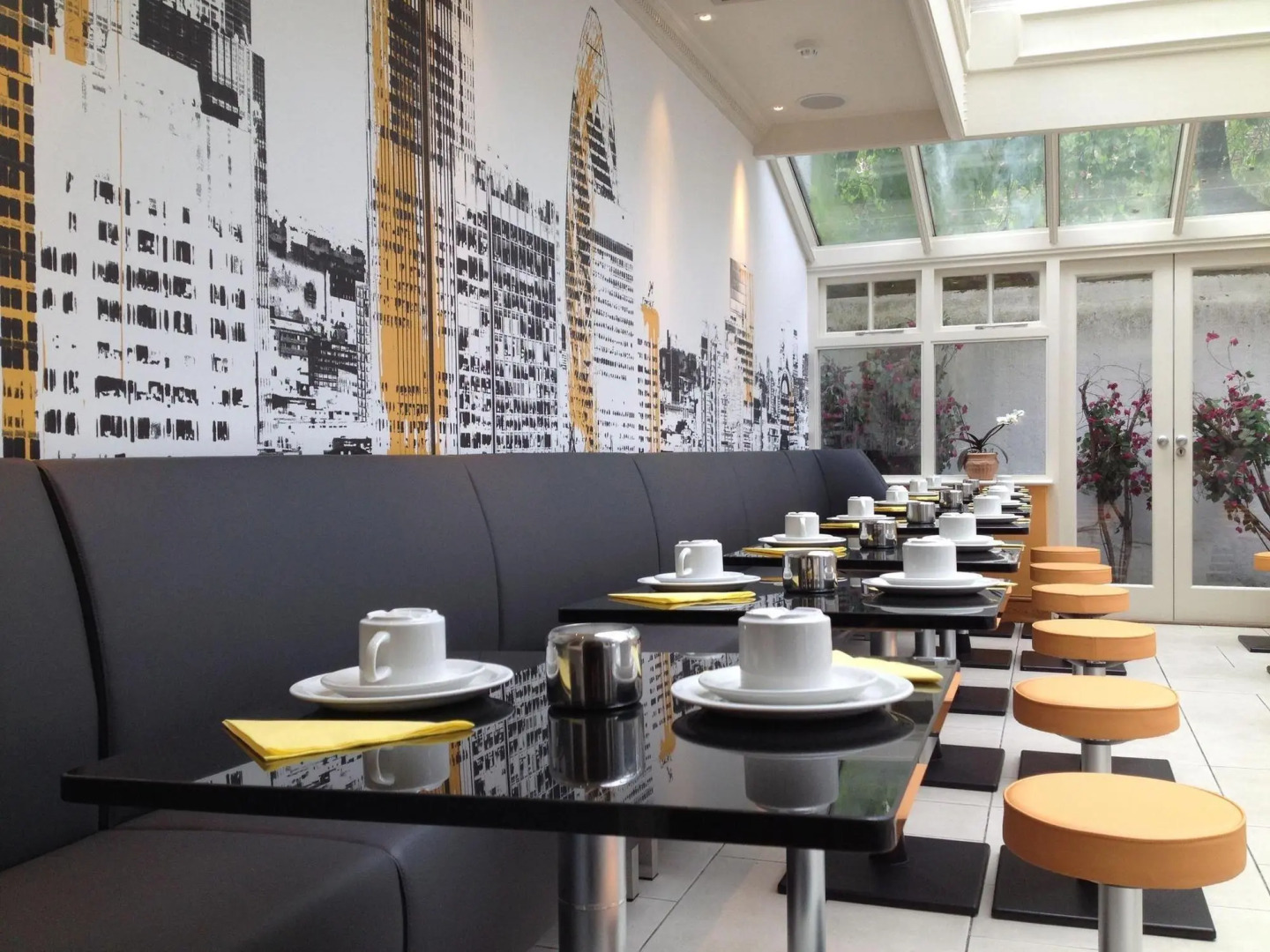 Photo - Henley House Hotel