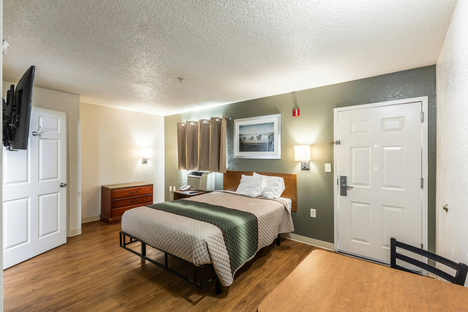 Foto - HomeTowne Studios by Red Roof Atlanta - Chamblee