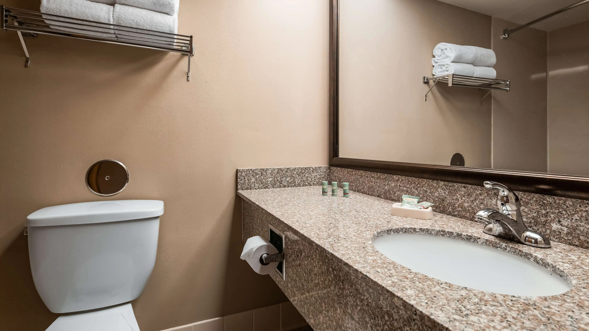 Foto - Best Western East Towne Suites