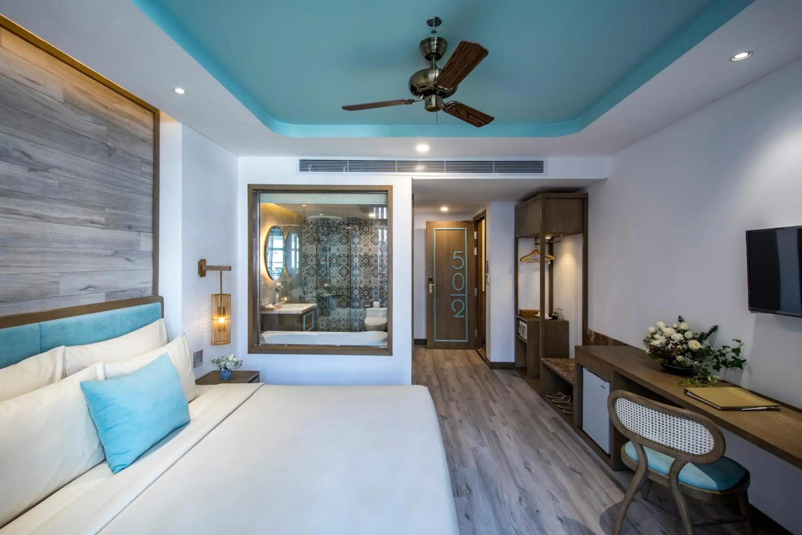 Photo - Icon Saigon - LifeStyle Design Hotel