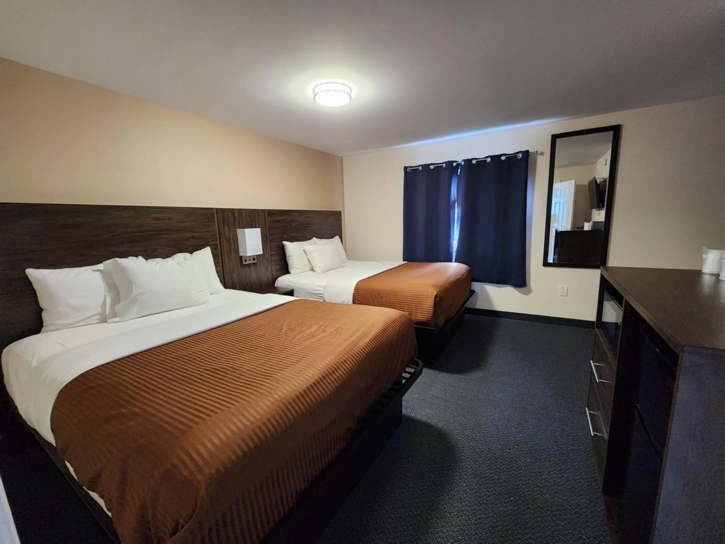 Foto - Falls Lodge & Suites