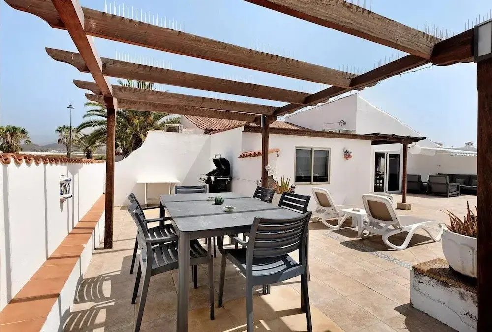 Foto - VILLA MALPAS Exceptional 3 Bed Villa - Sleeps 6 - Pool - HotTub- Parking