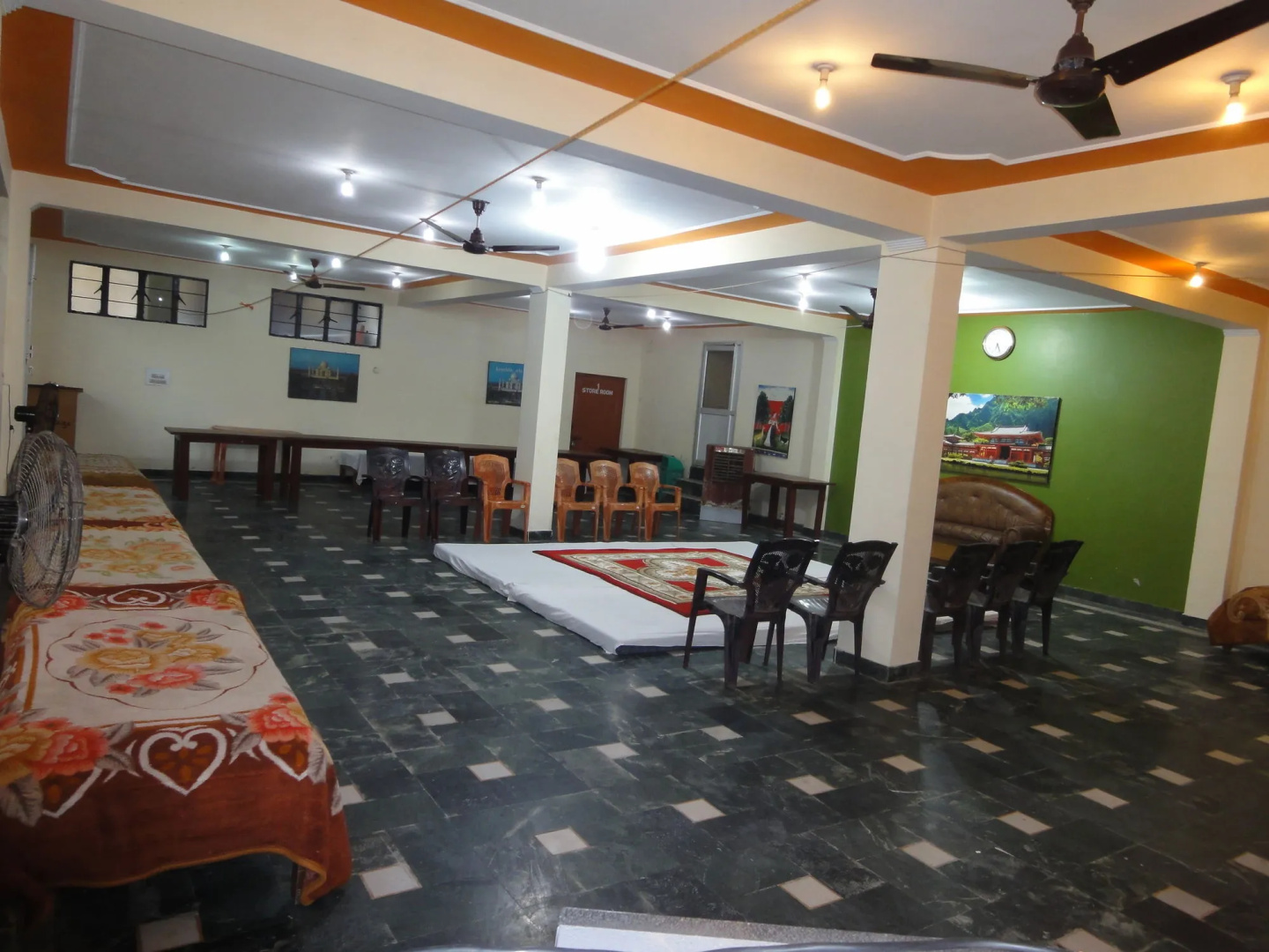 Photo - Hotel Taj Plaza