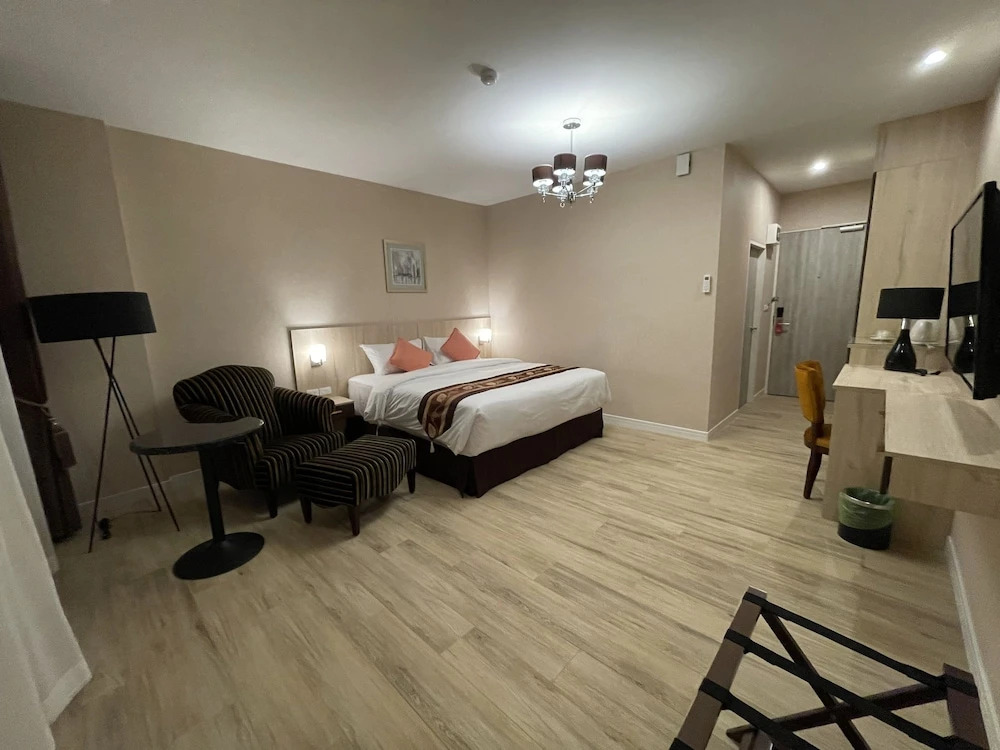 Photo - Le Cannes Hotel