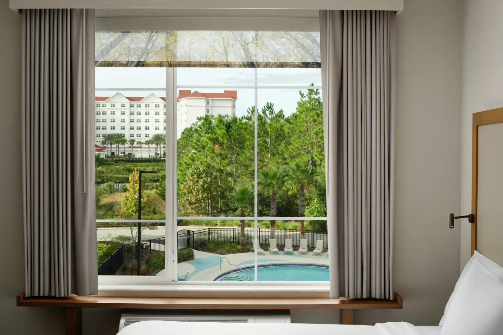 Foto - Fairfield by Marriott Inn & Suites Orlando at FLAMINGO CROSSINGS® Town Center