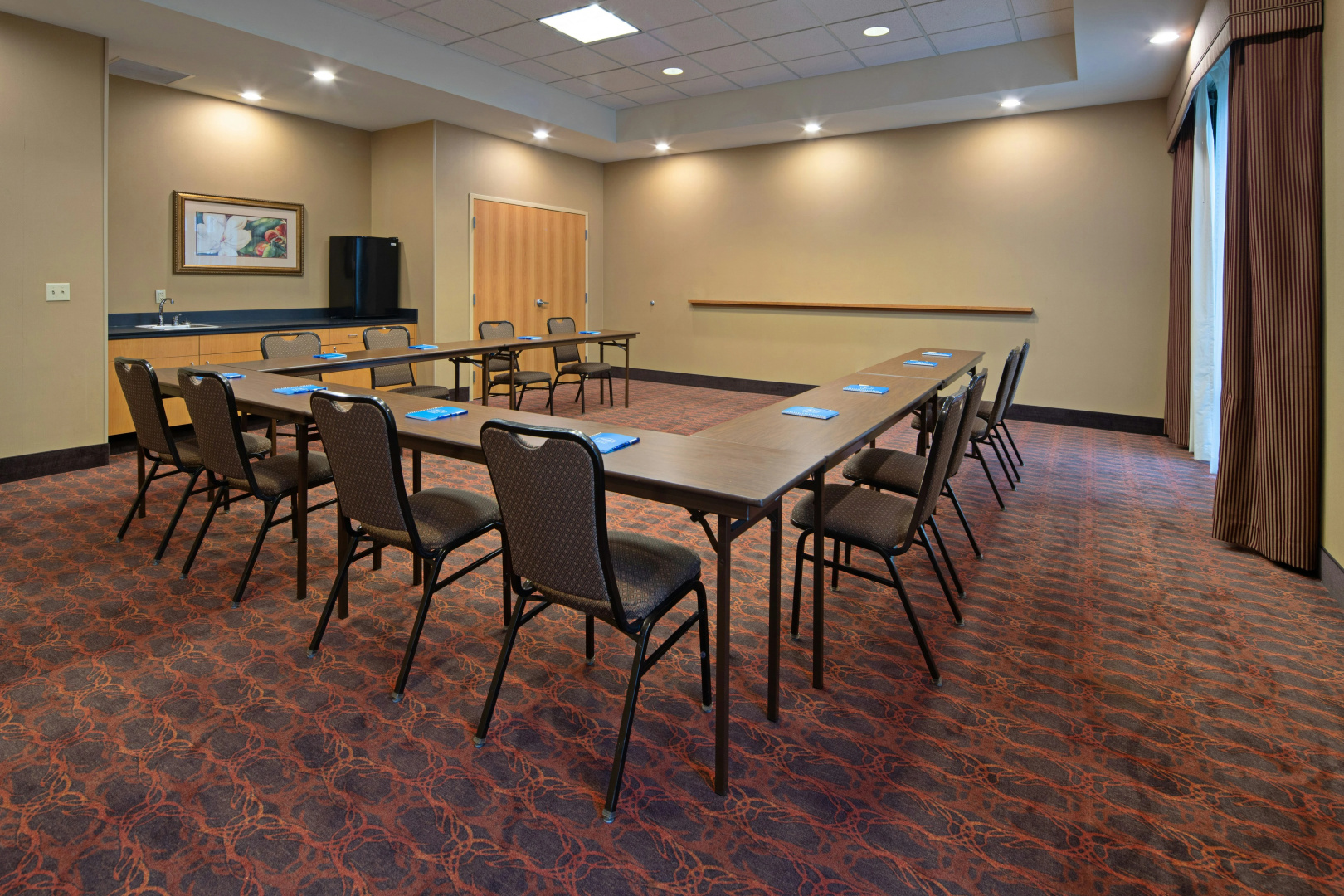 Photo - Hampton Inn & Suites Bremerton