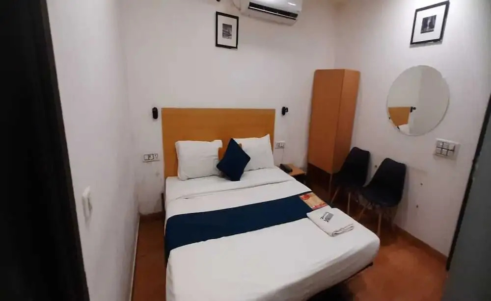 Foto - Hotel Raaso Inn Rohini I Near Metro I Couple Friendly I Spacious Rooms I Budget Stay