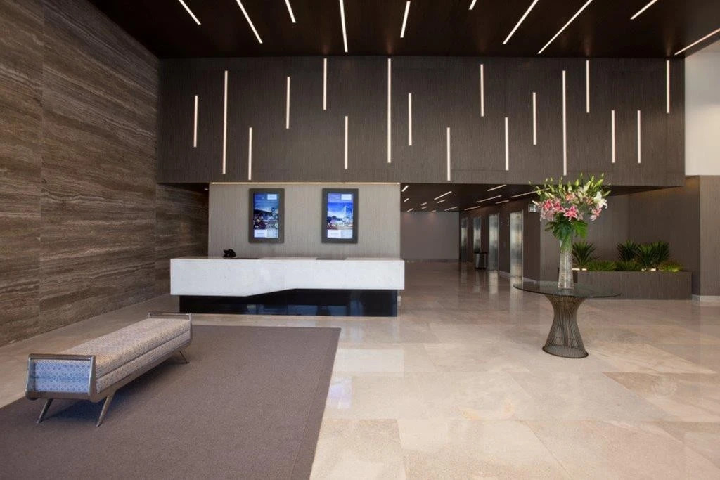 Foto - Camino Real Fashion Drive Monterrey