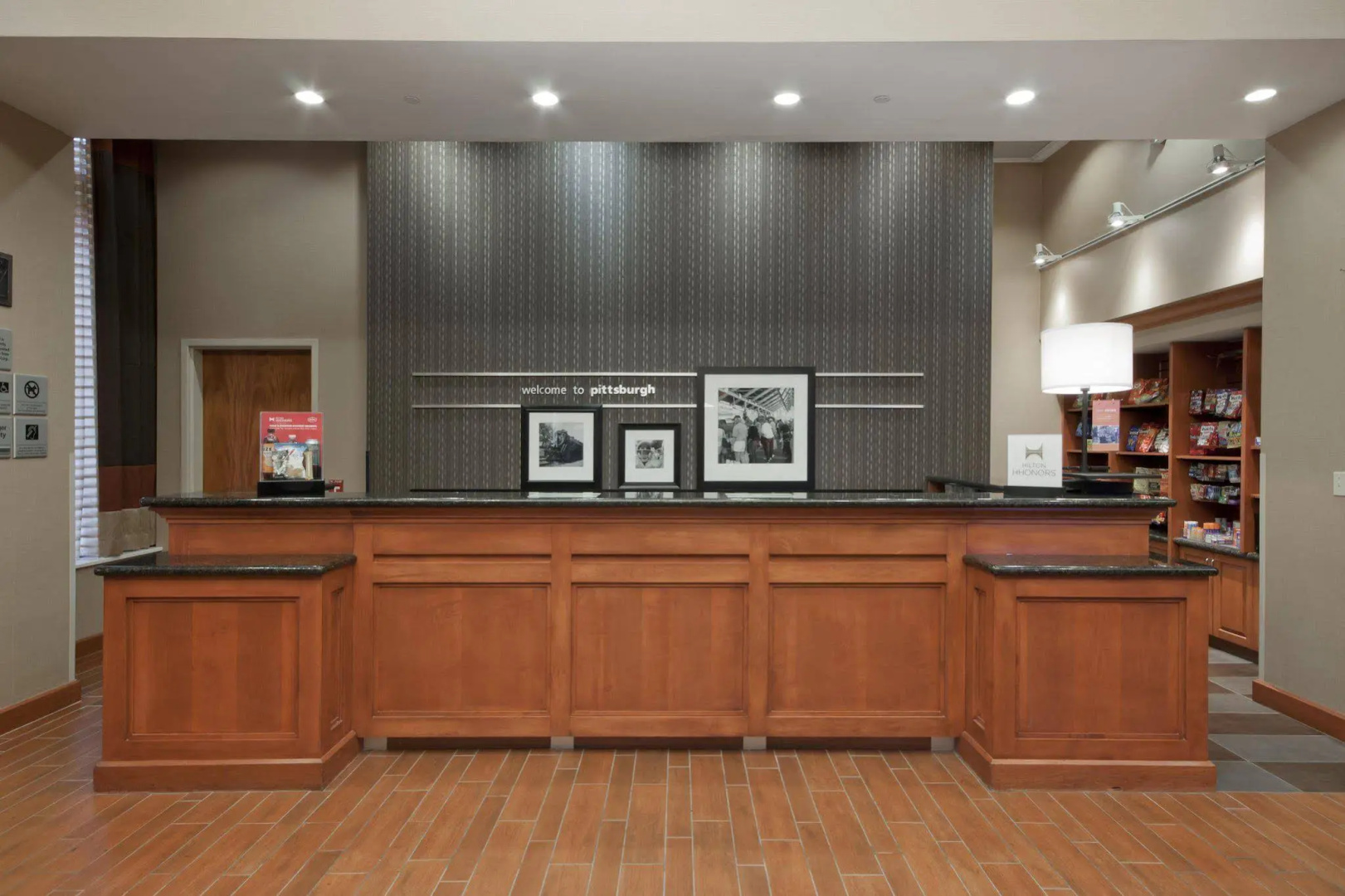 Photo - Hampton Inn & Suites Pittsburgh-Downtown