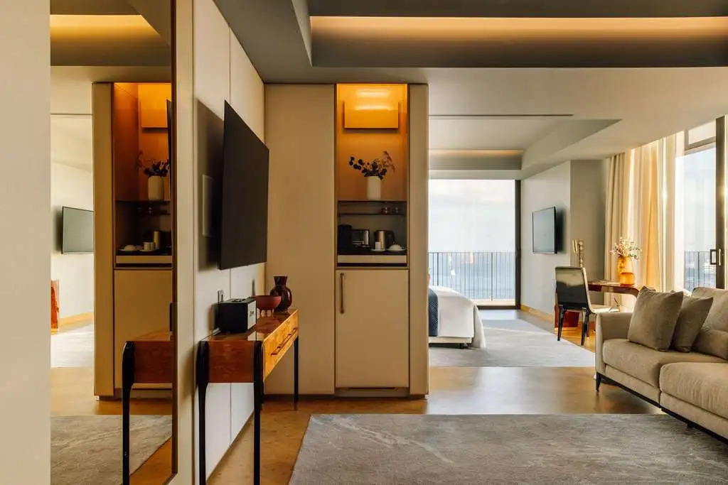 Photo - The Reserve - within Savoy Palace - The Leading Hotels of the World