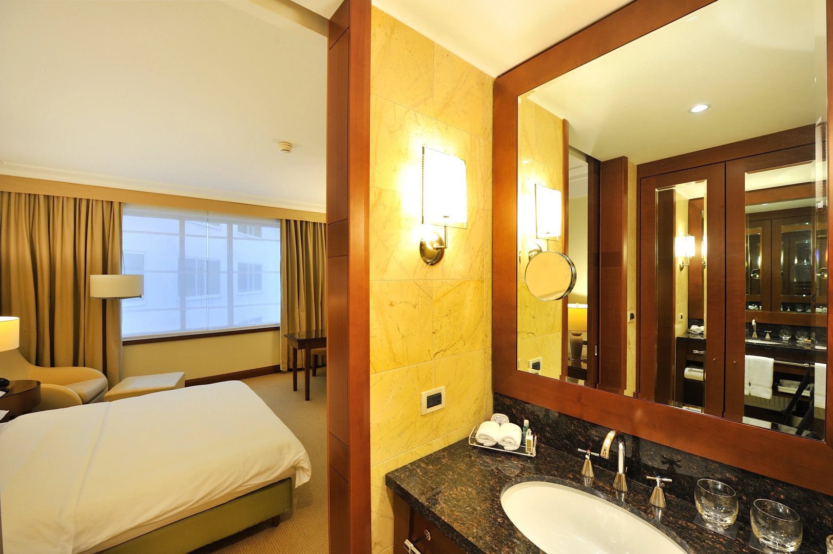 Photo - Regent Warsaw Hotel