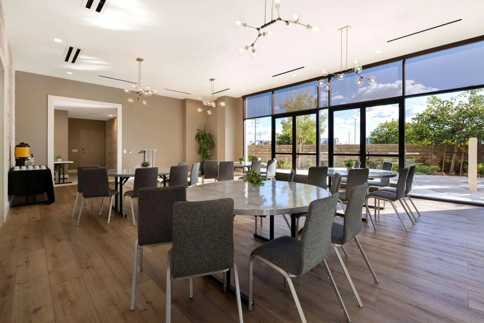 Photo - Hilton Garden Inn Anaheim Resort