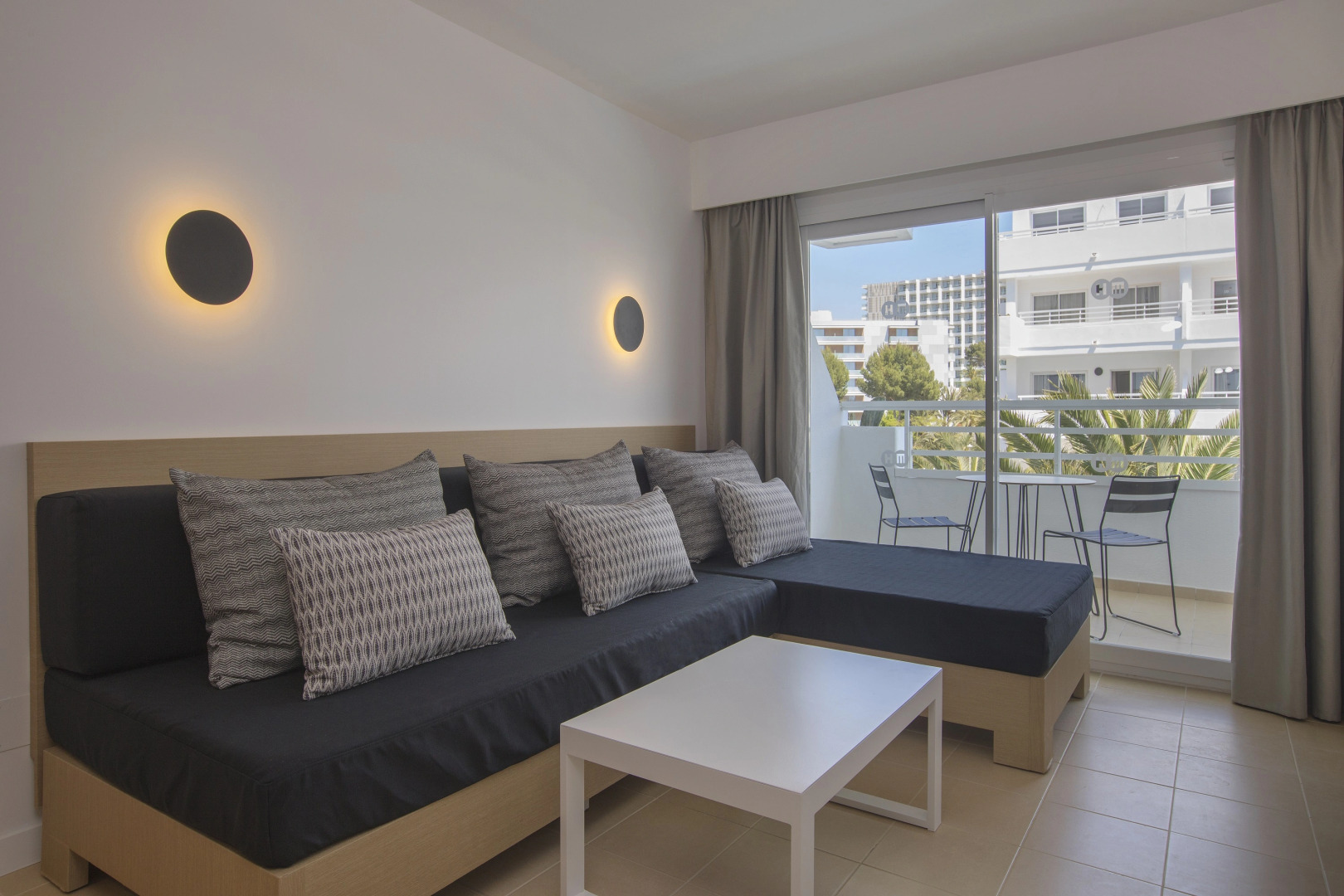 Foto - HM Martinique