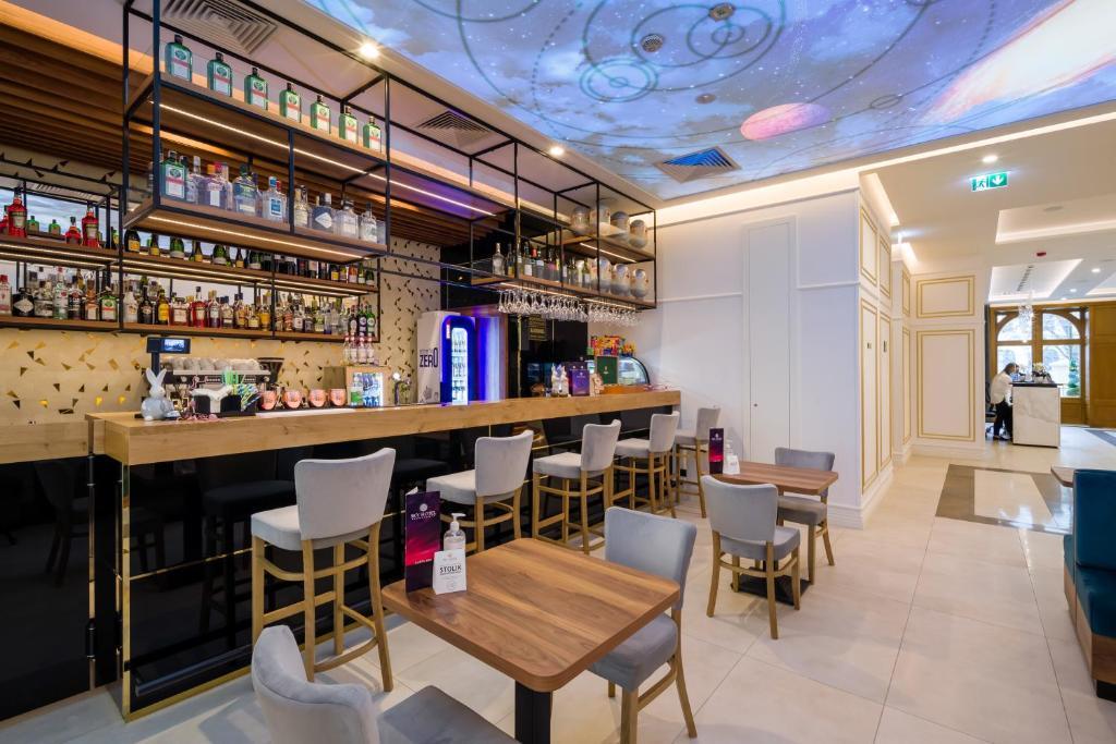 Photo - Sky Hotel Kraków