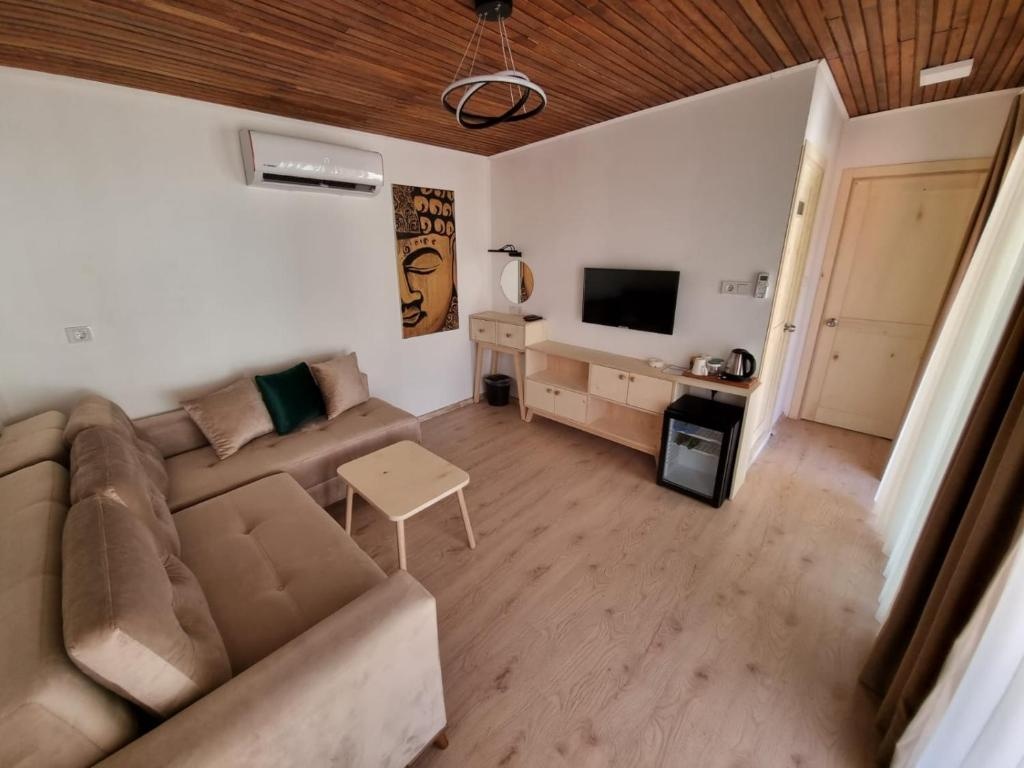 Myhouse Urla Butik Otel