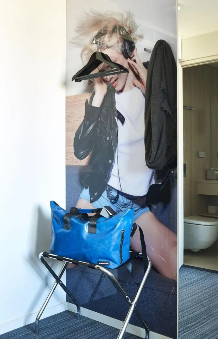 Photo - Moxy London Heathrow Airport